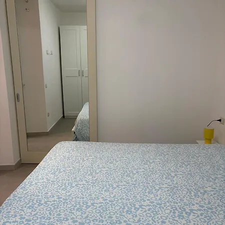 Apartamento 4 *